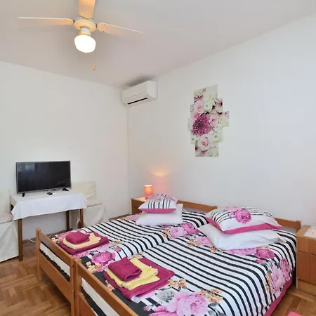 Tomc Guest house