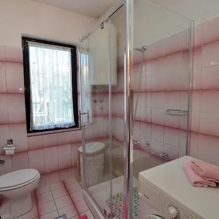 Guest house Tomc Fuskulin