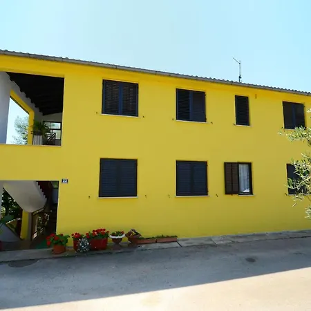 Tomc Guest house